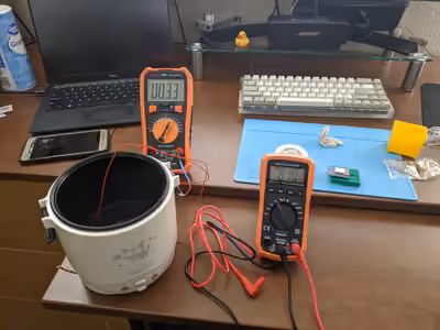 Measuring water temperature and thermistor resistance